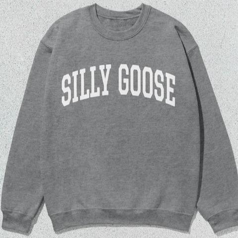 Silly Goose Sweatshirt, Vintage Farm Shirt, Cute Goose Shirt, Gifts for Farm, Girls Mom Gifts, Goose Bumps Shirt, Silly Goose Shirt, Funny Goose Out