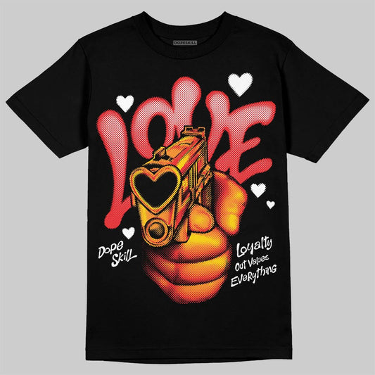 Black and White Collection DopeSkill T-Shirt Love Shot Graphic
