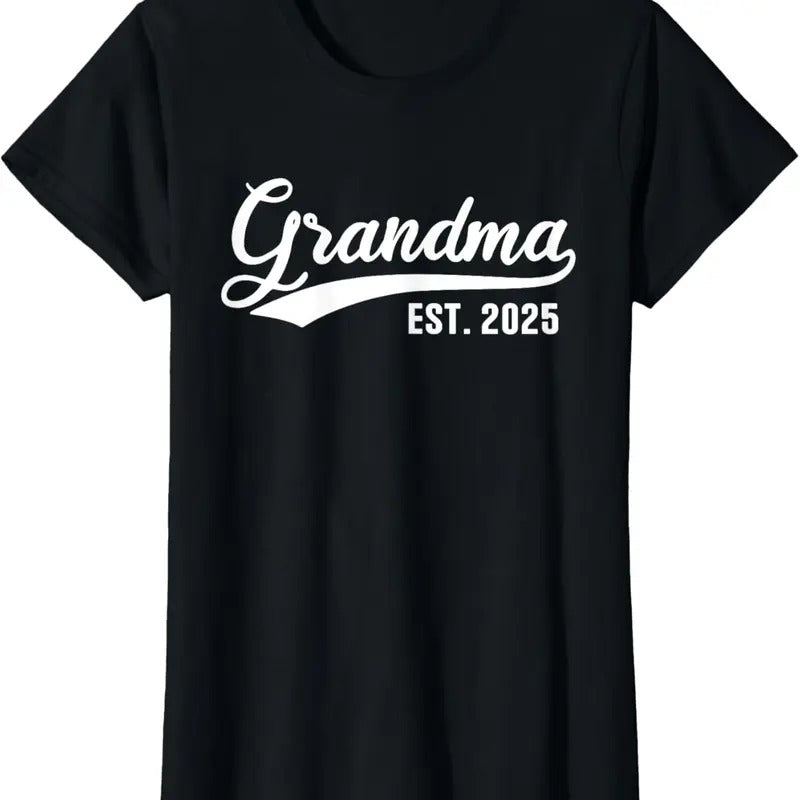100% Cotton Grandma 2025 Retro Grandma Est 2025 T-Shirt Hoodie, Sweatshirt | HypeCrazeTee.com