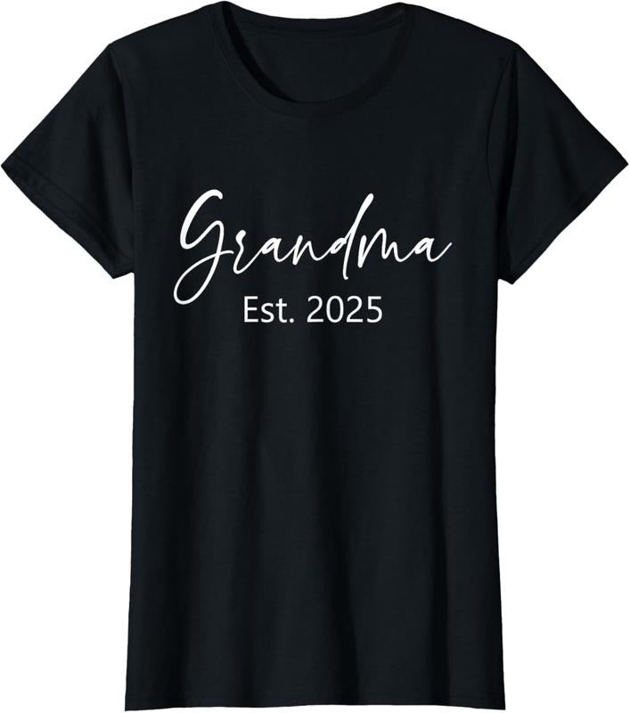 100% Cotton Promoted To Grandma 2025, Grandma Est 2025 T-Shirt Hoodie, Sweatshirt | HypeCrazeTee.com