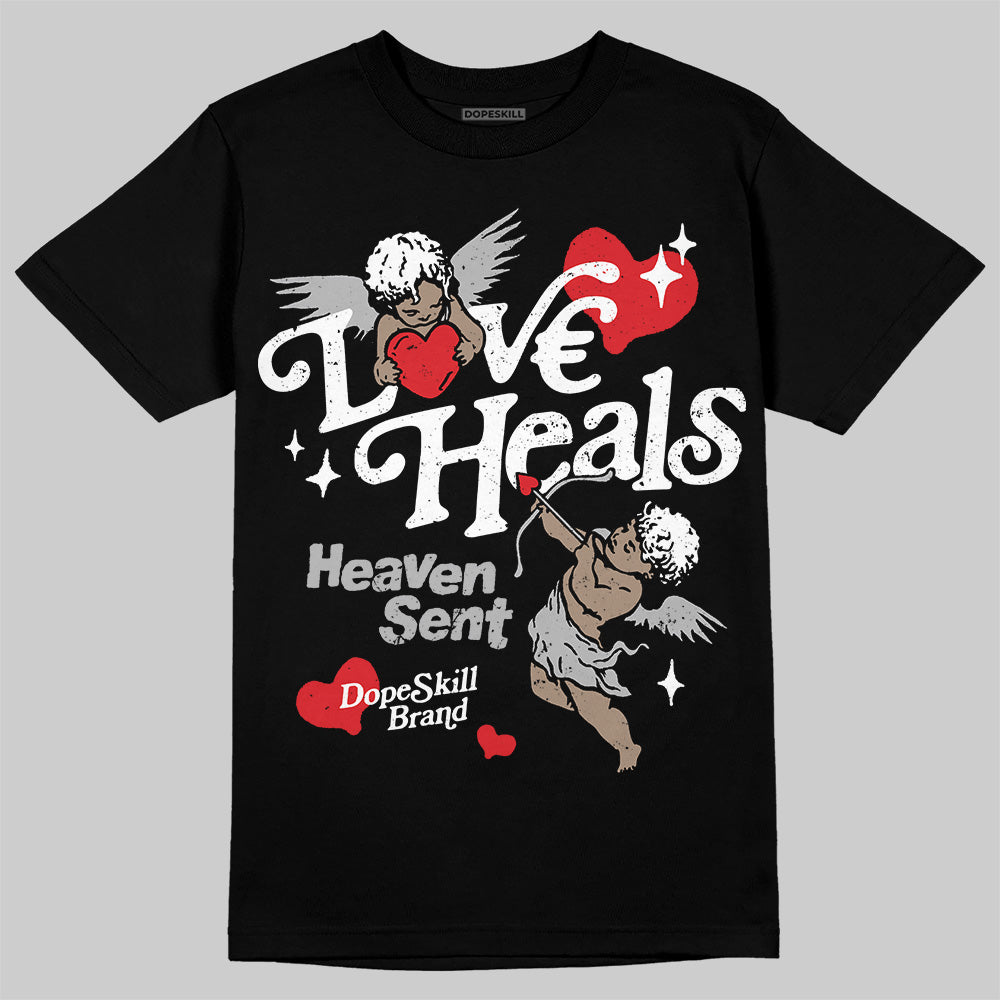 Black and White Collection DopeSkill T-Shirt New Love Heals Graphic