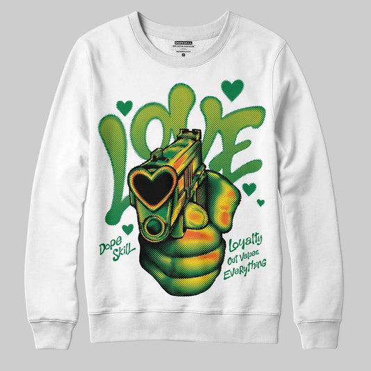 Green Collection DopeSkill Sweatshirt Love Shot Graphic
