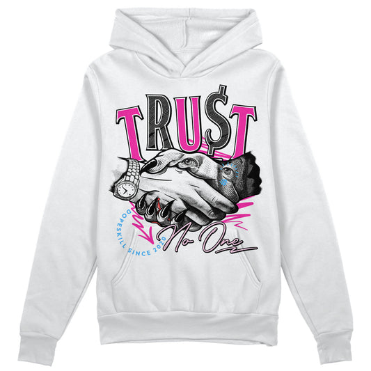 Pink Collection DopeSkill Hoodie Sweatshirt Trust No One Graphic