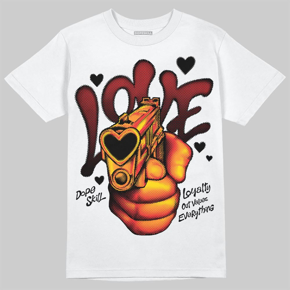 Black and White Collection DopeSkill T-Shirt Love Shot Graphic