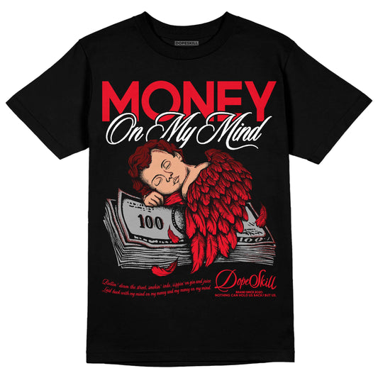 Red Thunder 4s DopeSkill T-shirt MOMM Graphic