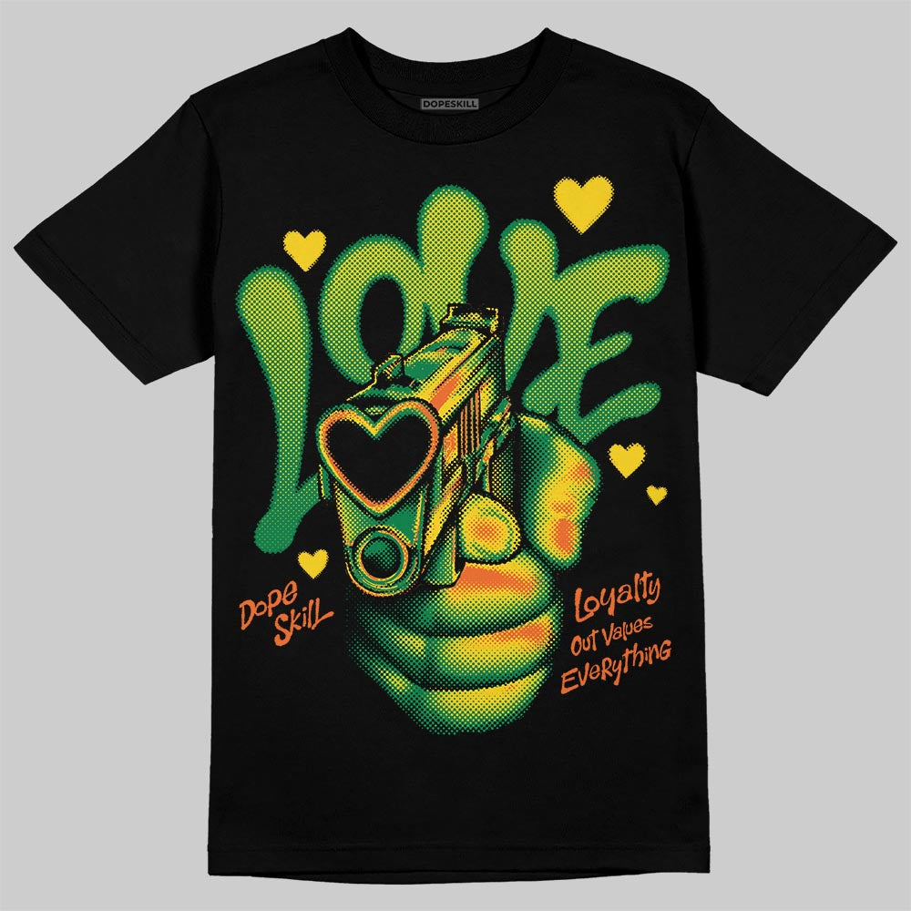 Green Collection DopeSkill T-Shirt Love Shot Graphic
