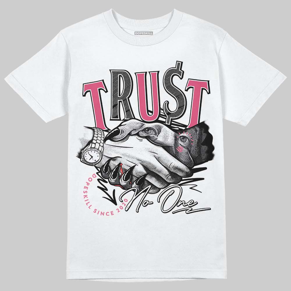 White Fluo Pink DopeSkill T-Shirt Trust No One Graphic