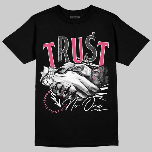 White Fluo Pink DopeSkill T-Shirt Trust No One Graphic