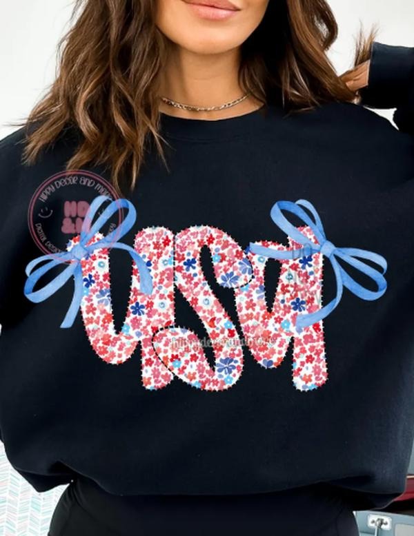 4th of July Shirt, Ditsy Flowers Grandmillenial Coquette 4th of July Usa Hoodie, Sweatshirt | HypeCrazeTee.com