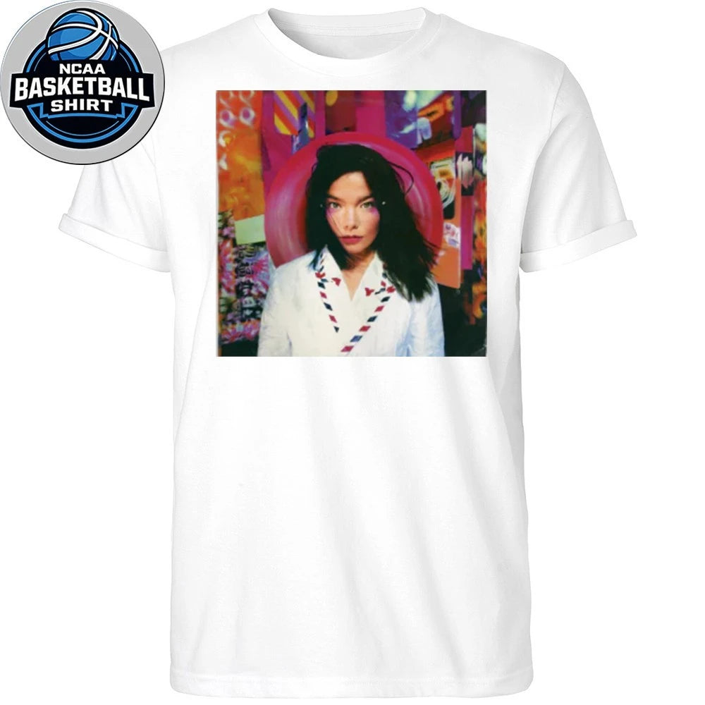 Anne Hathaway Björk The Devil Wears Prada 2 2026 Shirt