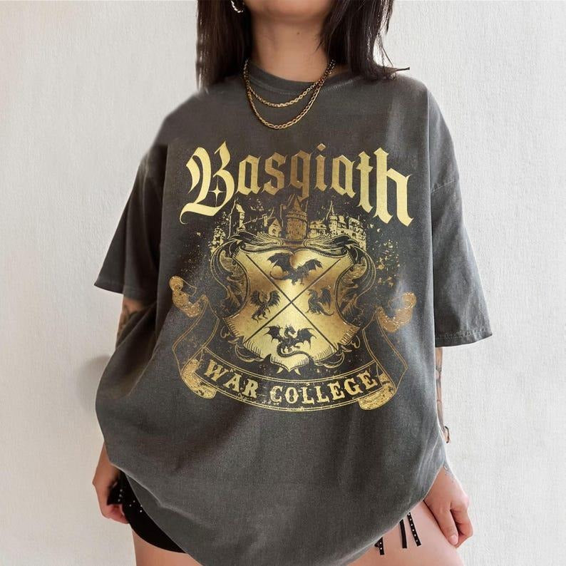 Basgiath War College Retro Fourth Wing Riders Quadrant Shirt Fly Die Onyx Storm New Womenswear Cotton T-Shirts, Hoodie, Sweatshirt