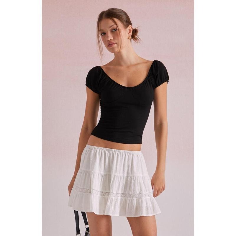 Beverly Beck Daisy Corset T-Shirts, Hoodie, Sweatshirt