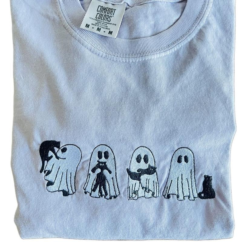 Black Cat Spooky comfort colors  T-Shirt for Women - Halloween Shirt - Womenswear, Top Hoodie, Sweatshirt | HypeCrazeTee.com