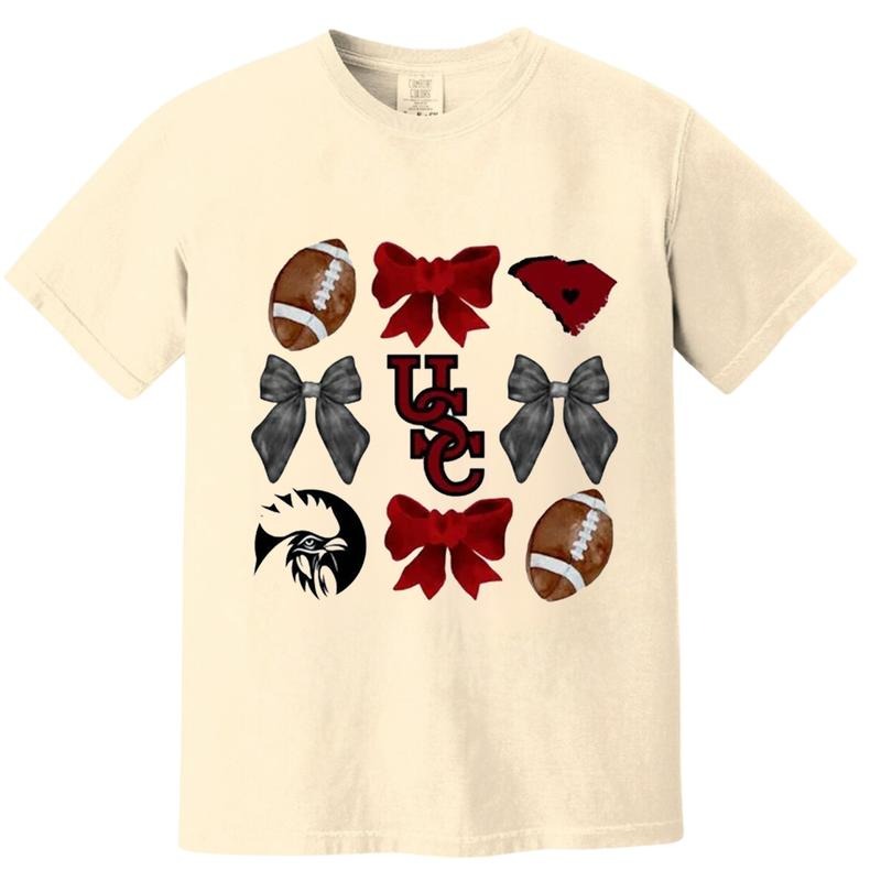 Carolina Gamecocks Retro Groovy Unisex T-shirt, NCAA SC Football Coquette Bow Tee in Red Black USC