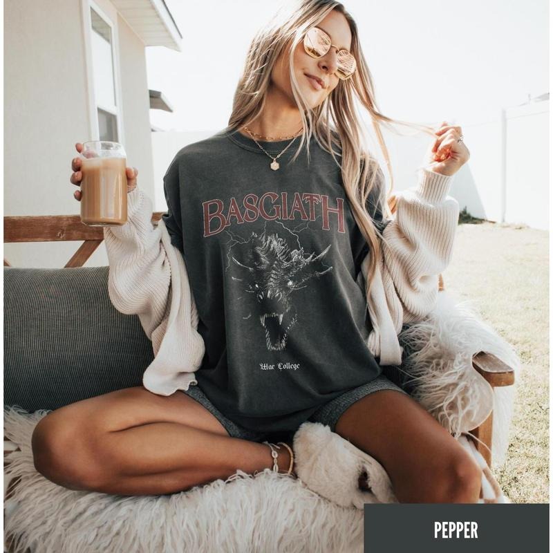 Comfort Color Basgiath war college T-shirt, Distressed Fourth wing merch, Iron flame merch, Tairn and Violet Sorrengail,...