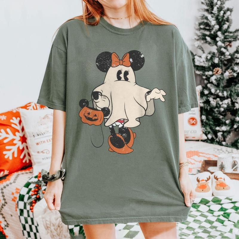 Comfort Colors Min.nie Halloween Shirt, Ghost Shirt, Halloween Shirt, Spooky Season Shirt Hoodie, Sweatshirt