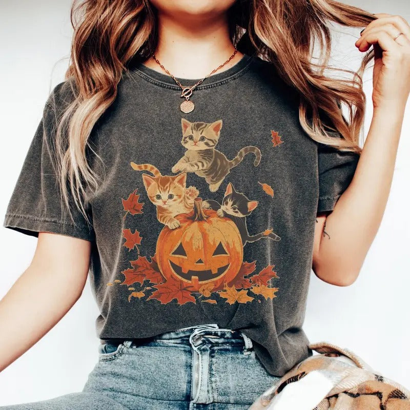 Comfort Colors Vintage 90s Cat Halloween Shirt Retro Halloween Shirt Spooky Season Pumpkin Shirt Cat Lover Shirt Black Cat Shirt Spooky Season T-Shirts, Hoodie, Sweatshirt