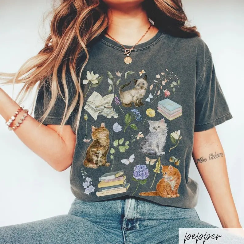 Cottagecore Cats and Books T-Shirt, Floral Vintage Aesthetic Painted Kittens and Books Pressed Flower Bookish Cat Person...