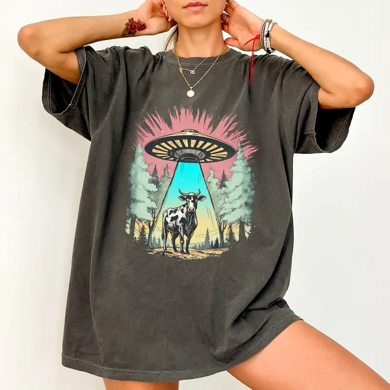 Cow Abduction Shirt Comfort Colors, Paranormal Unhinged Unisex T-Shirt, Retro Graphic Alien Gifts, Funny Meme Clothing,...