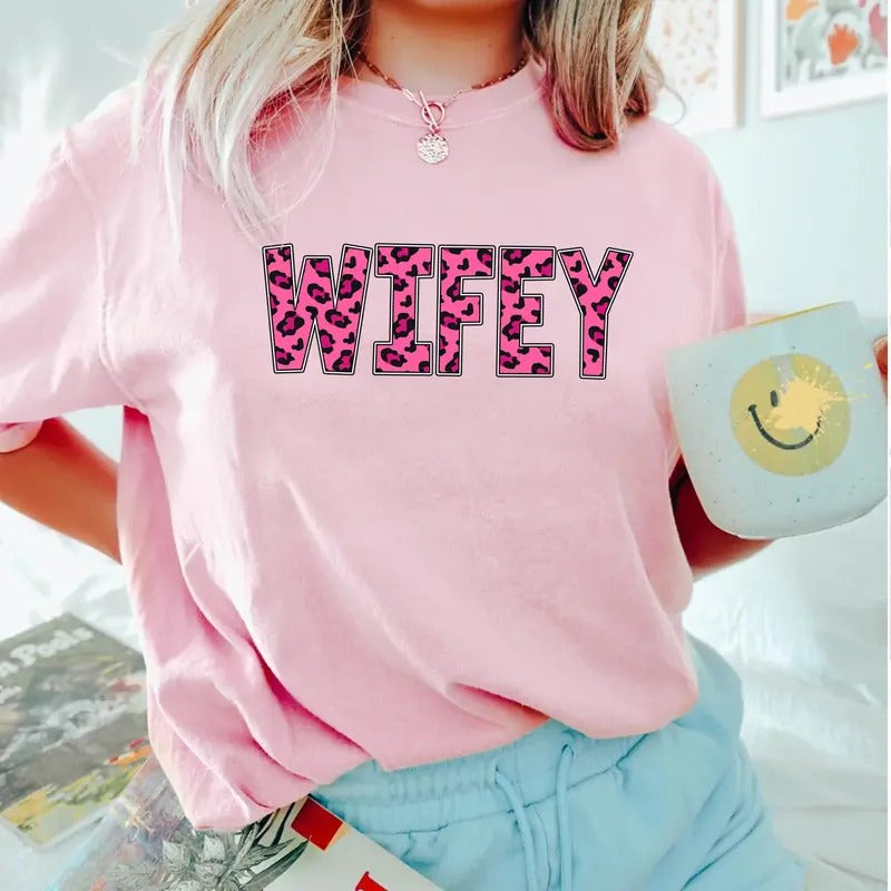 Cute Wifey Leopard T-shirt, Retro Wife Shirt, Anniversary Gift for Wife, Valentine Wife Shirt Hoodie, Sweatshirt