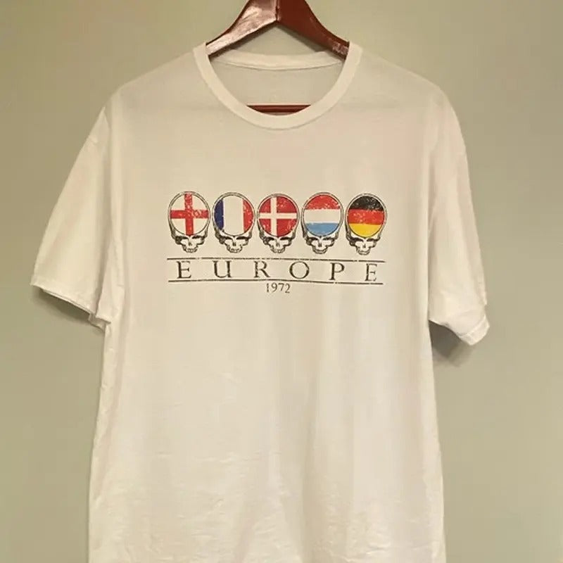 Europe 1972 Grateful Dead T-Shirt Unisex Full Size Hoodie, Sweatshirt | HypeCrazeTee.com
