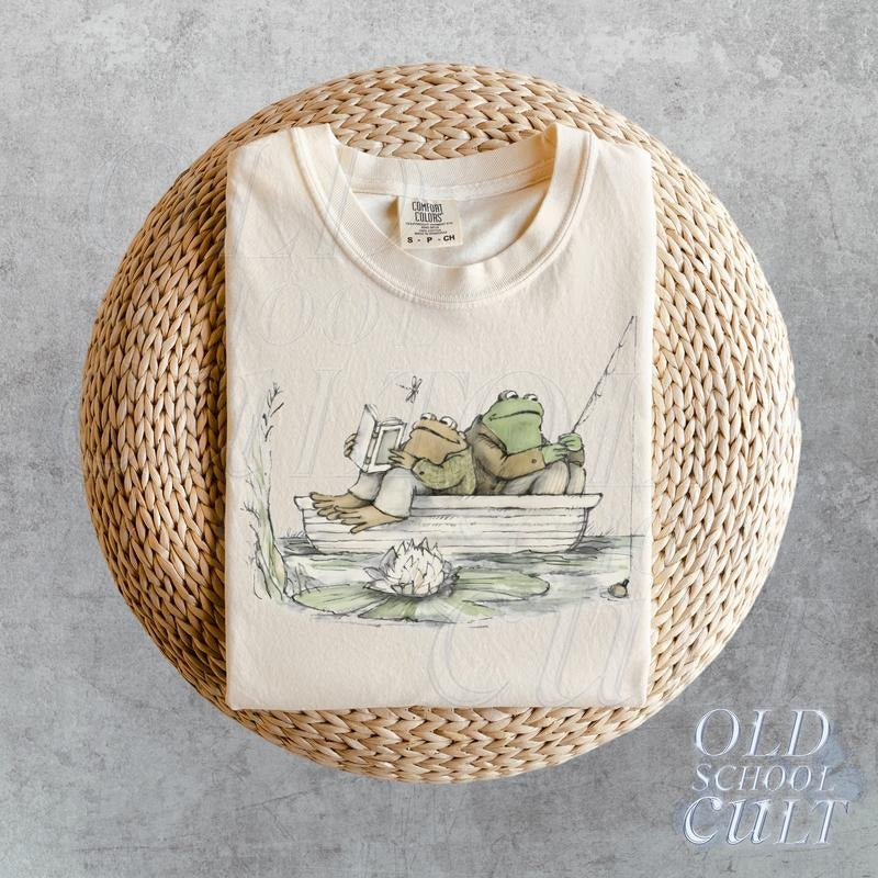 Frog 90s Vintage Graphic Shirt, Retro Toad Tee, Nature Shirt, 2000s Frog T-Shirt, Book Lovers Shirt, Vintage Unisex...