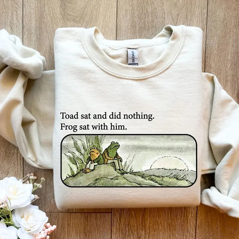 Frog And Toad Sweatshirt,Vintage Classic Book Sweatshirt,Frog And Toad Shirt,Cottagecore Aesthetic Sweatshirt,Book Lover...