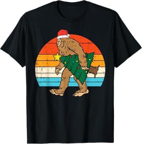 Funny Xmas Men Women Family T-Shirt, Bigfoot Sasquatch Christmas Tree Funny Xmas Men T-Shirt