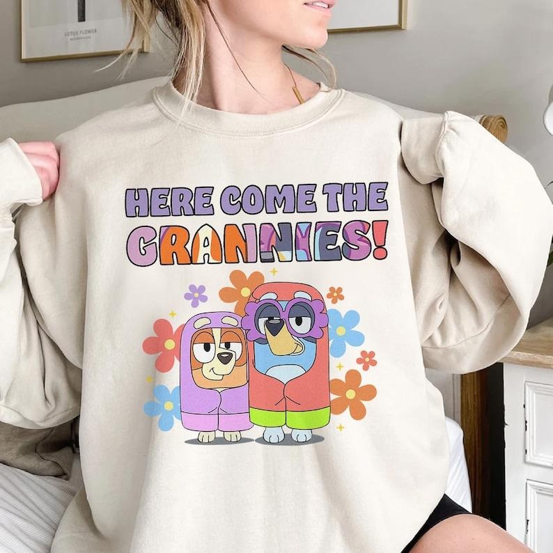Bluey Rad Mom Shirt Bluey Family Shirt Retro Chilli Heeler Shirt Mum Bluey Party Shirts Bluey Chilli Mum Shirt Mom T-Shirts, Hoodie, Sweatshirt