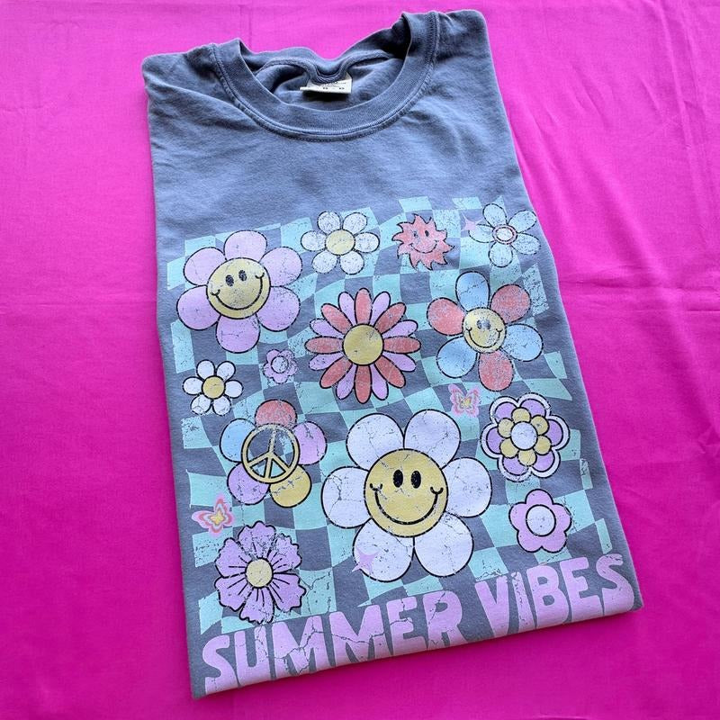 Groovy Summer Vibes Comfort Colors T-Shirt Hoodie, Sweatshirt | HypeCrazeTee.com