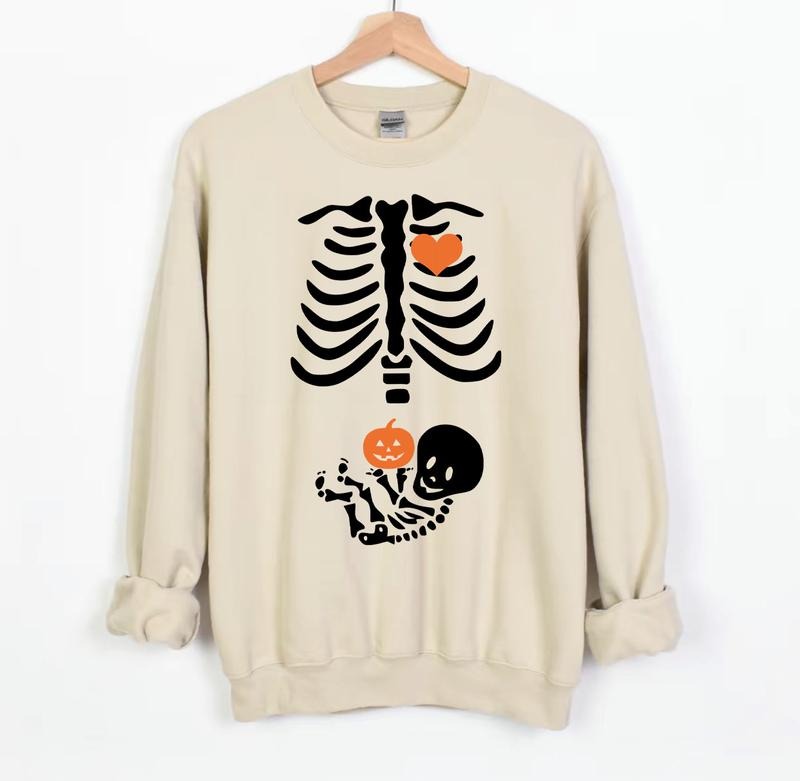 Halloween Maternity Sweatshirt, Skeleton Maternity T Shirt, Baby Announcement, Pregnancy Reveal, New Mom Shirt, Pregnancy...