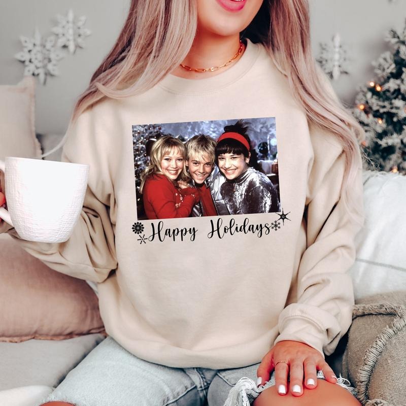 Happy Holidays Christmas Crewneck Sweatshirt, Hoodie, T-shirt | HypeCrazeTee.com