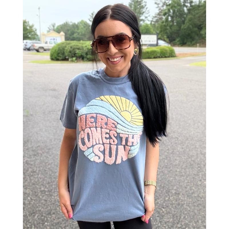 Here Comes The Sun Fluffy Patch Comfort Colors T-Shirt Hoodie, Sweatshirt | HypeCrazeTee.com