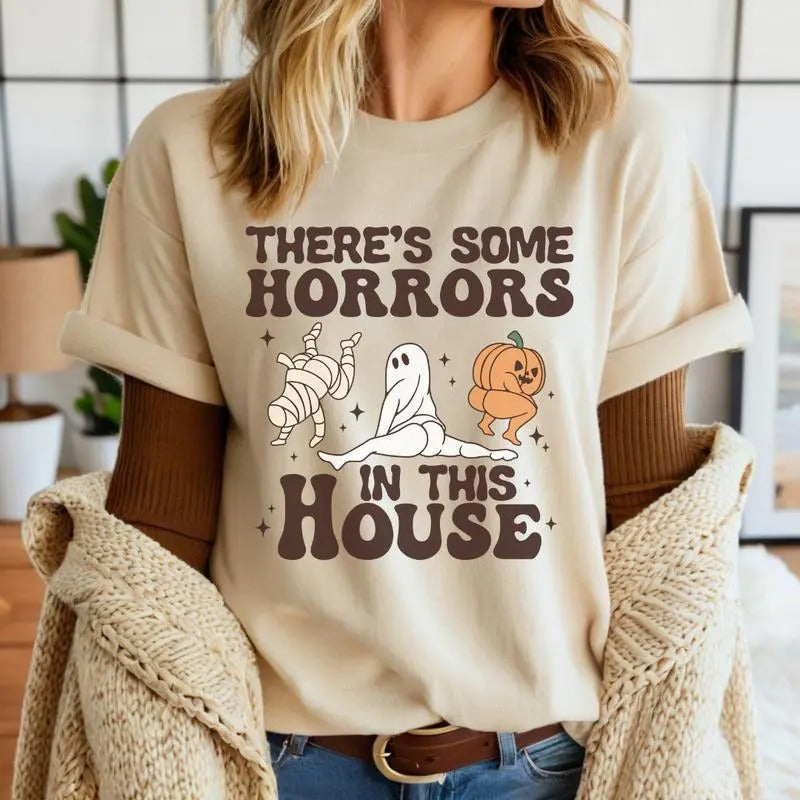 Horrors In This House Short Sleeve T Shirt - Unisex Fit - Retro Tees Gift For Women and Man Unisex T-Shirt Menswear Soft...