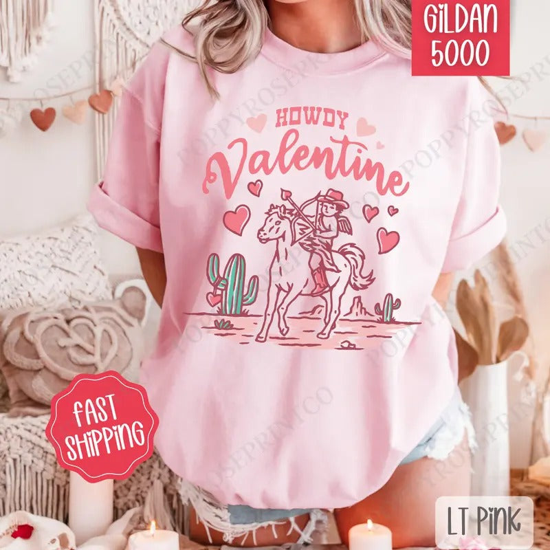 Howdy Valentines Shirt Gildan, Valentine's Day Women's Tee, Western Women's Tshirt Plus Sizes Hoodie, Sweatshirt
