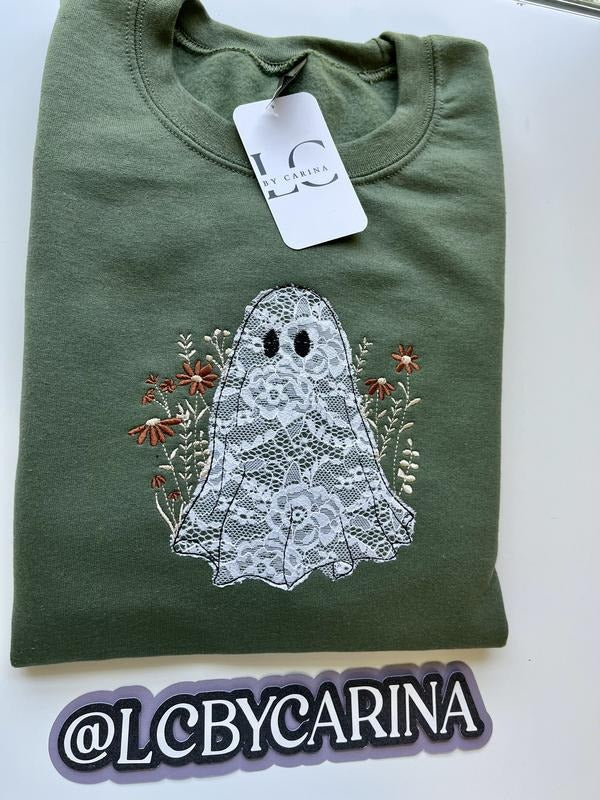 LCbyCarina Lace Ghost Applique Embroidered Sweatshirt Floral Ghost Sweatshirt Cute Halloween Sweatshirt Fall Cozy Ghost...