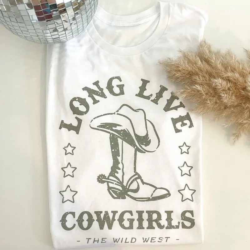 Long live cowgirls graphic tee, western graphic tee, trendy graphic tee, boho shirt, gift for her Hoodie, Sweatshirt