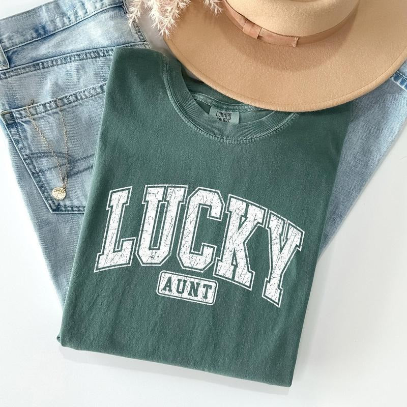 Lucky Aunt, Retro, Vintage, St Patrick's Day Comfort Colors Tshirt, Women's Crew Neck, Crewneck Hoodie, Sweatshirt