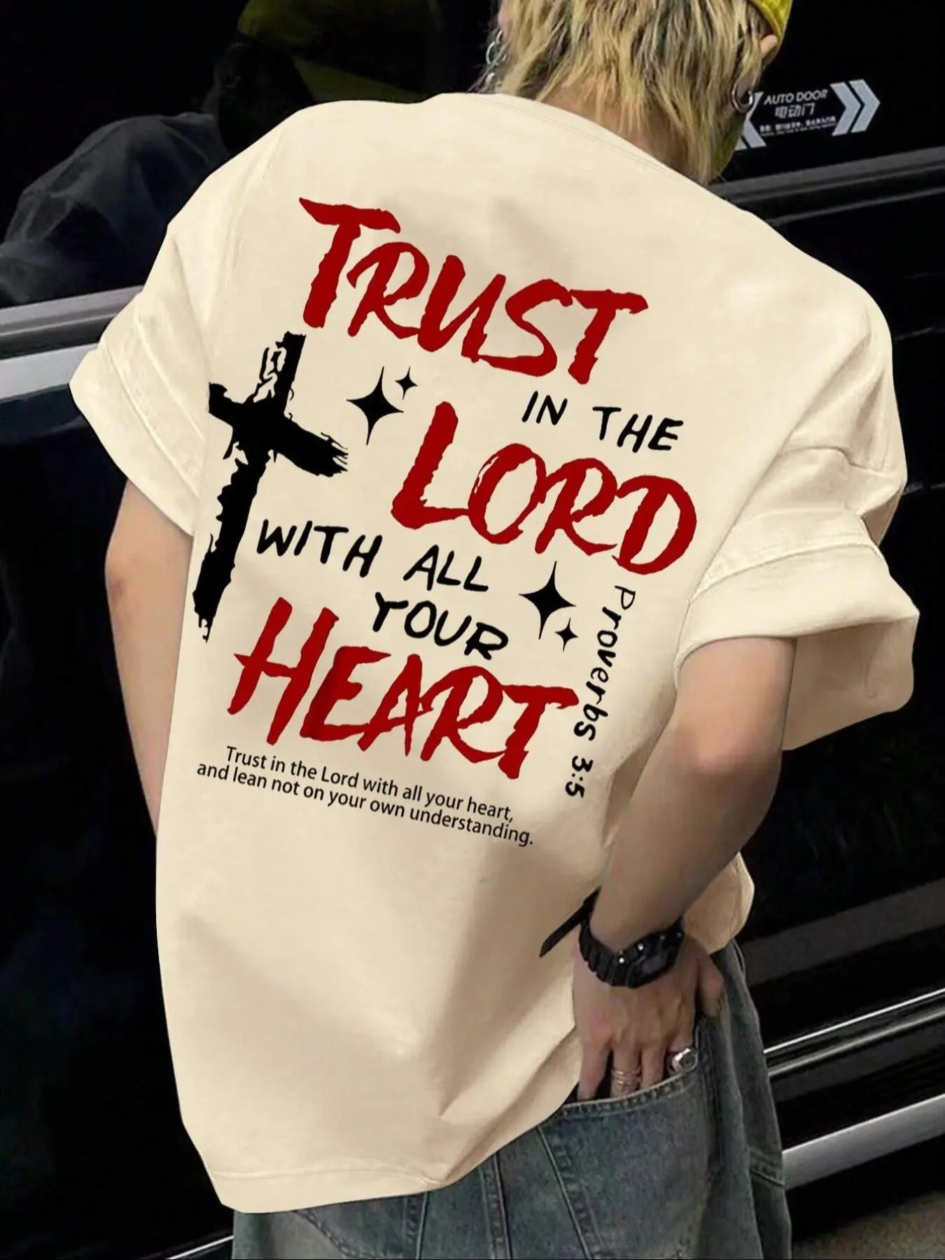 Men's Cross & Slogan Print Round Neck Tee, Regular Fit Casual Comfy Short Sleeve Crew Neck T-shirt for Summer, Fashion...