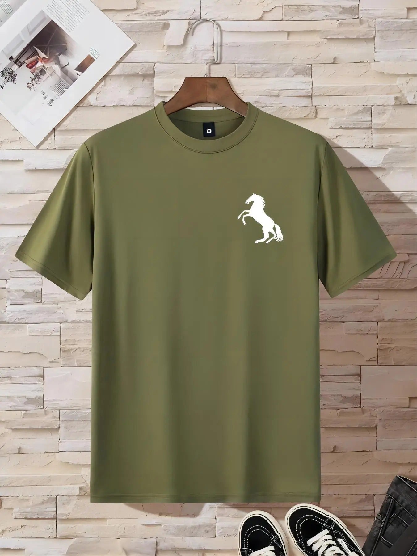 Men's Loose Horse Print Round Neck Tee, Crew Neck Short Sleeve T-Shirt for Men, Casual Comfy Knitting Top for Summer...