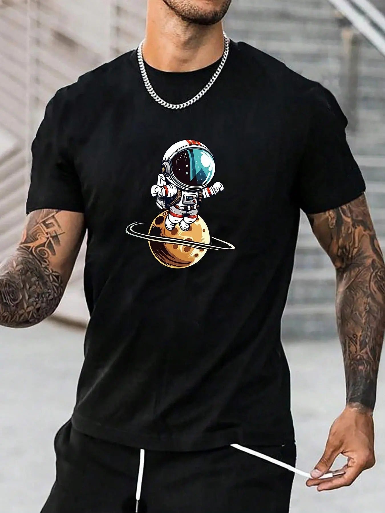 Men's Regular Fit Astronaut Print Round Neck Tee, Casual Short Sleeve Crew Neck T-Shirt for Summer, Fashion Men's Top for...