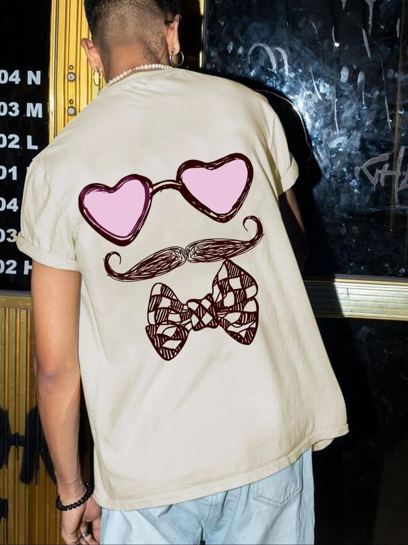 Men's Regular Fit Mustache & Heart Print Round Neck Tee, Casual Short Sleeve T-shirt for Daily Wear, Men's Top for All...