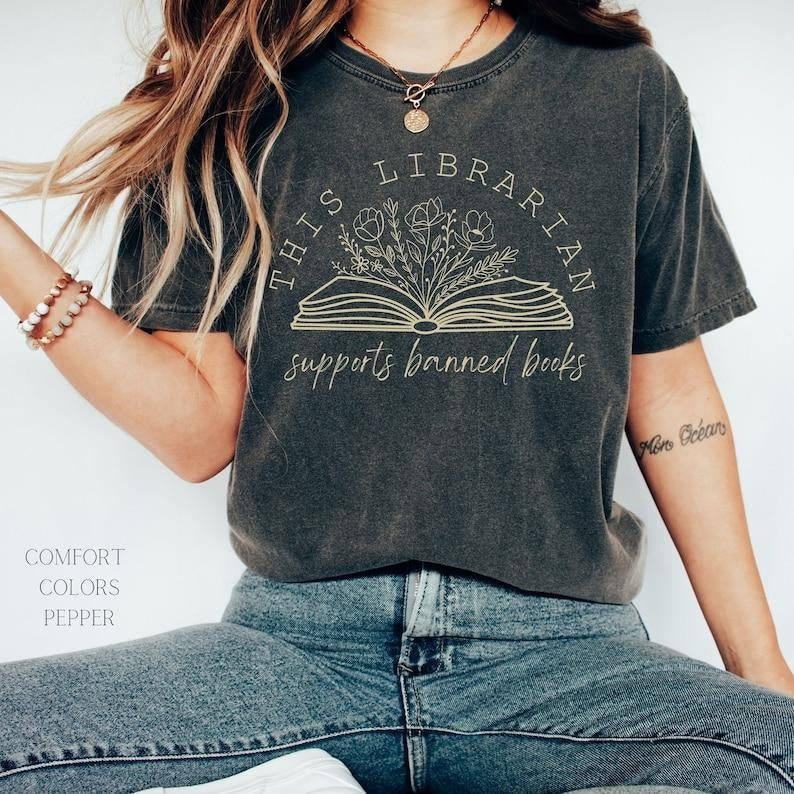 Morally Grey Book Club tshirt, Dark Romance Crewneck, Spooky Season Crewneck, Bookish Shirt, Vintage Style Booktok tshirt...