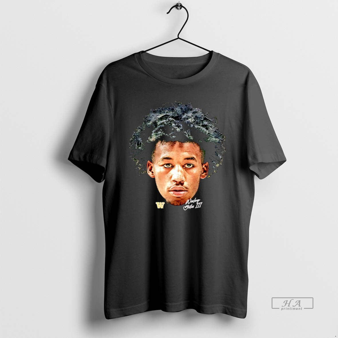 Official Wesley Yates Iii Washington Basketball Game Face Christmas T-Shirts, Hoodie, Sweatshirt | HypeCrazeTee.com