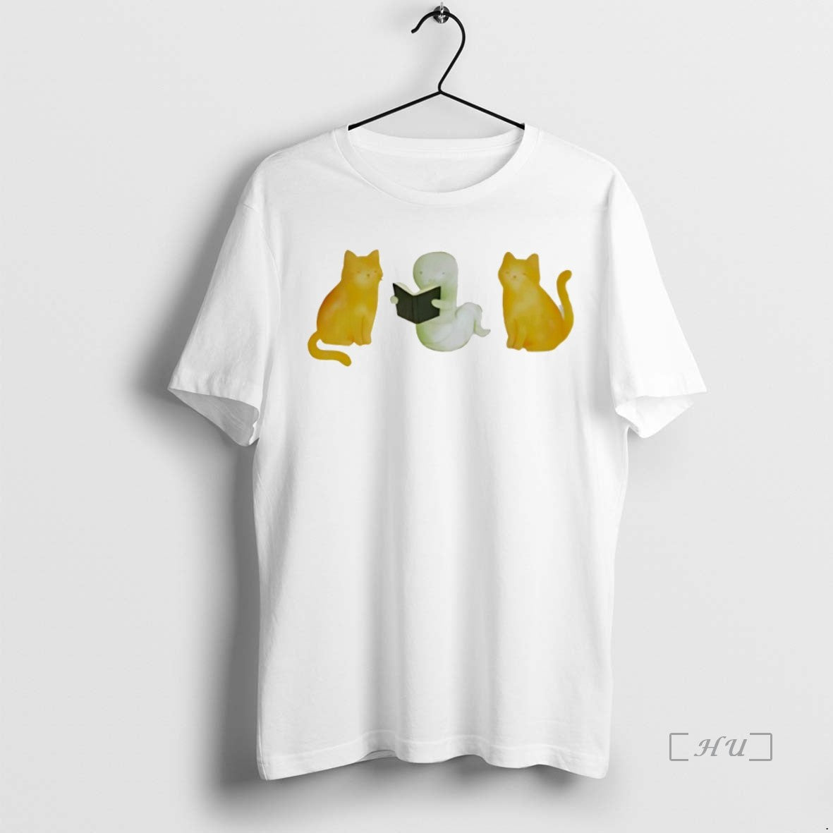 Officials Bookworm Cats Circle T-Shirts, Hoodie, Sweatshirt | HypeCrazeTee.com
