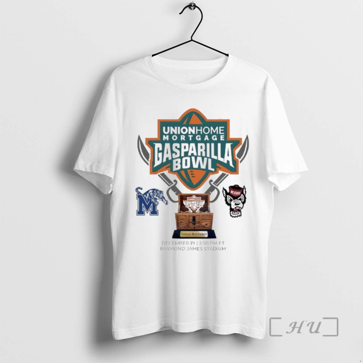 Officials Memphis Tigers Vs Nc State Wolfpack 2025 Gasparilla Bowl T-Shirts, Hoodie, Sweatshirt | HypeCrazeTee.com