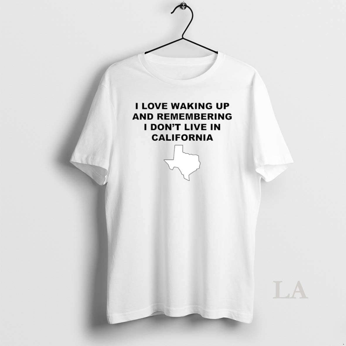 Original I Love Waking Up And Remembering I Dont Live In California Circle T-Shirts, Hoodie, Sweatshirt | HypeCrazeTee.com