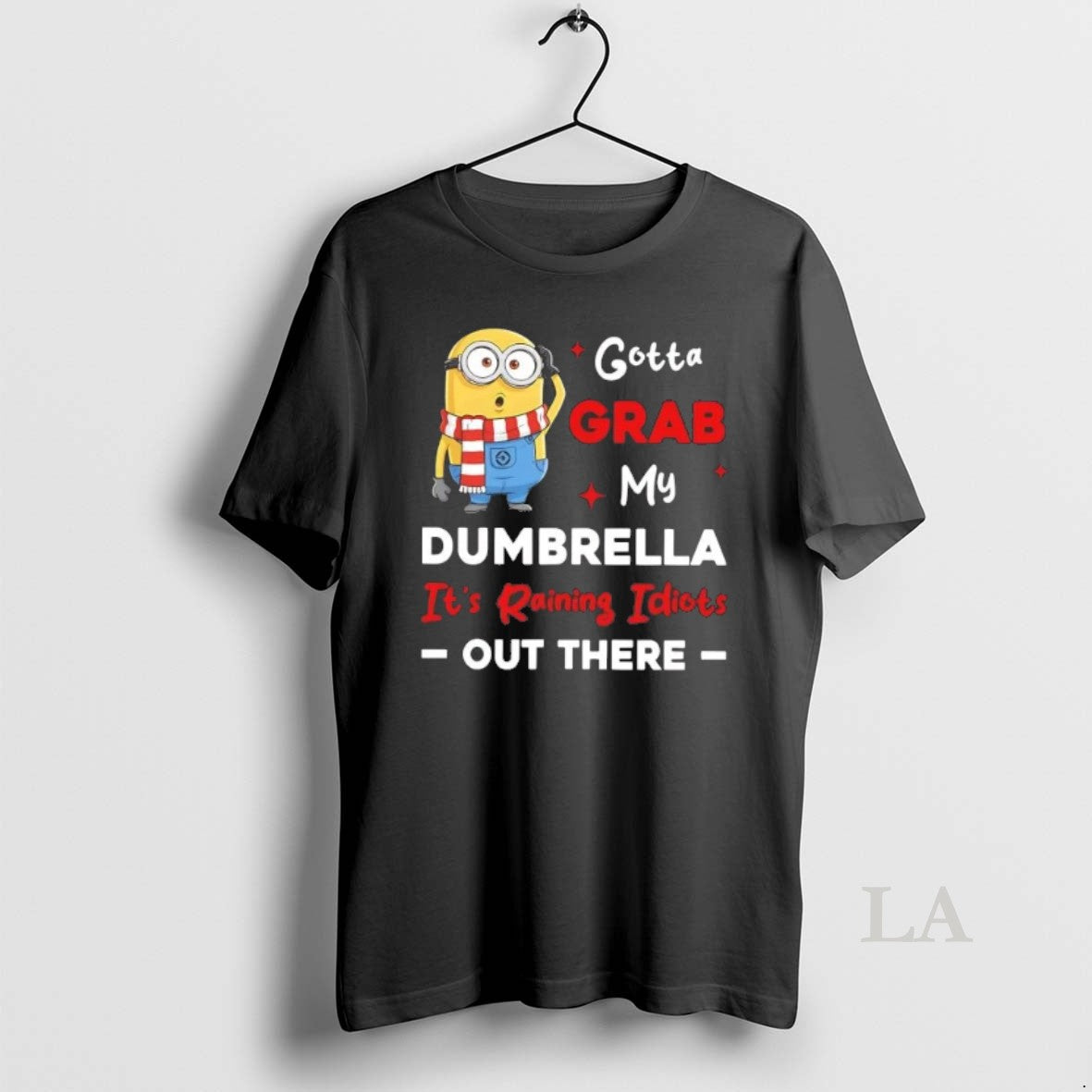Original Minion Gotta Grab My Dumbrella Its Raining Idiots Out There Christmas T-Shirts, Hoodie, Sweatshirt