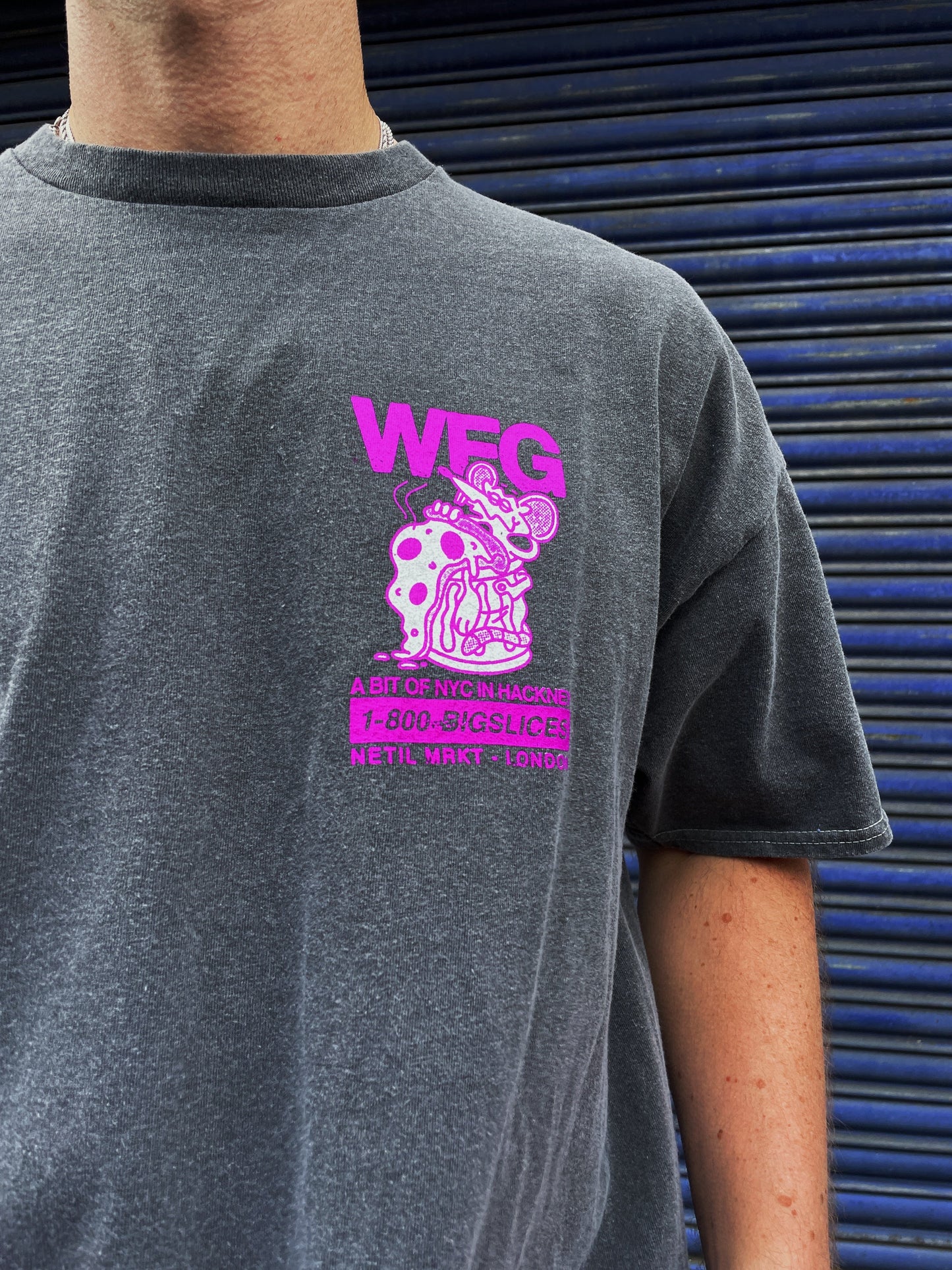 World Famous Gordos 'Call The Gang' Vintage Washed Tee - Black