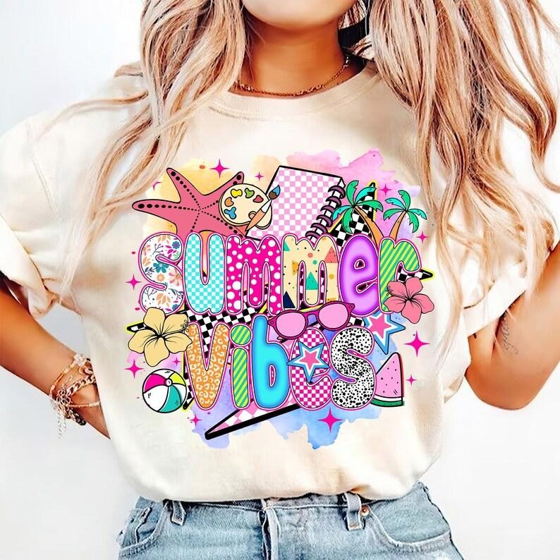 Preppy Summer Vibes Retro Beach Hello Checkered Trendy Brushstroke T-Shirt Hoodie, Sweatshirt | HypeCrazeTee.com